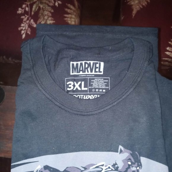 Black Panther 3XL Black Tee Shirt Loot Crate Exclusive NWOT - Picture 2 of 2